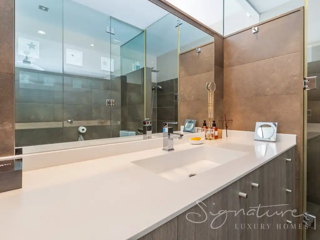 Baño de Casa o chalet en venta en Sant Cugat del Vallès con Calefacción, Jardín privado y Terraza
