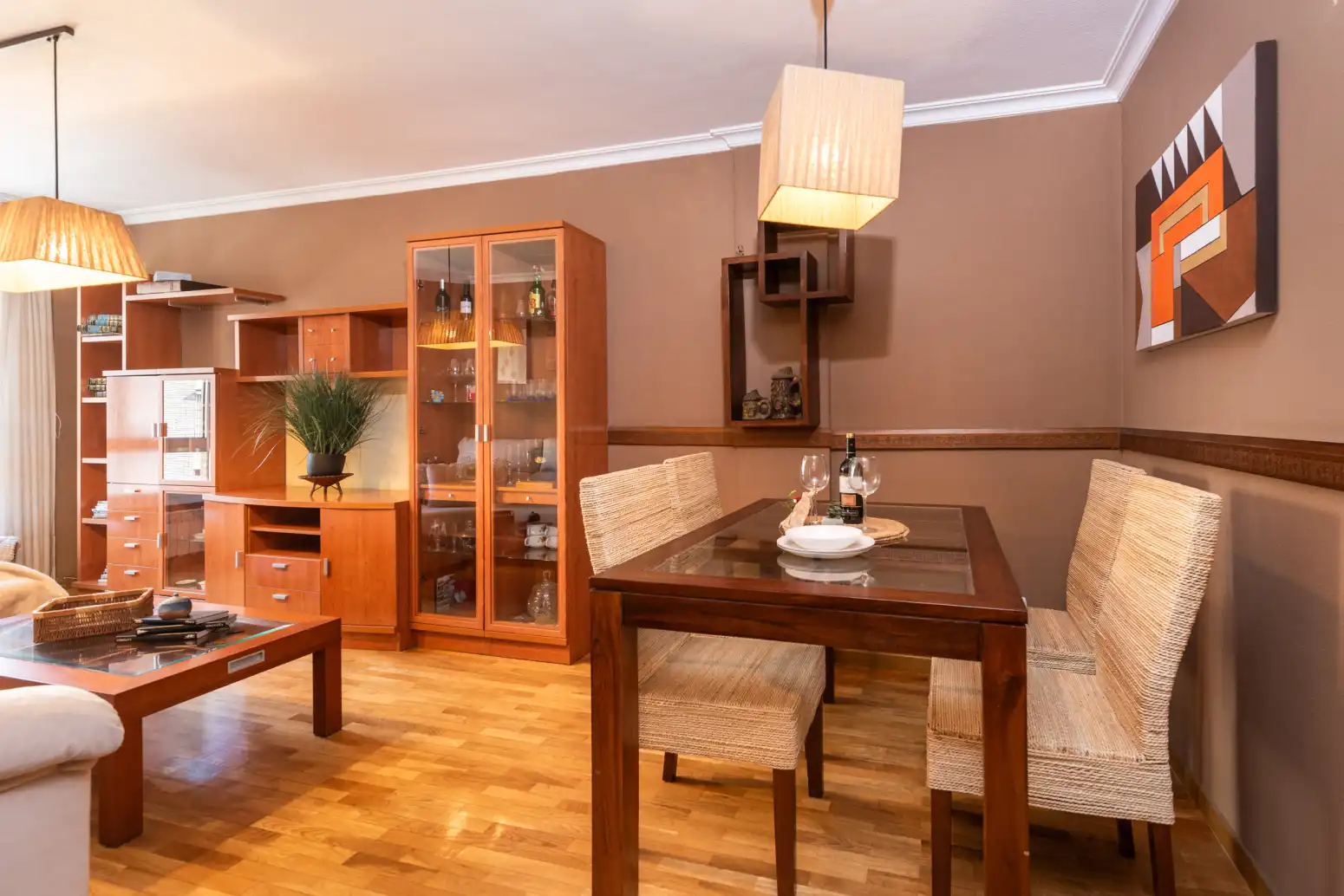 Comedor de Piso en venta en Oviedo  con Calefacción, Parquet y Trastero