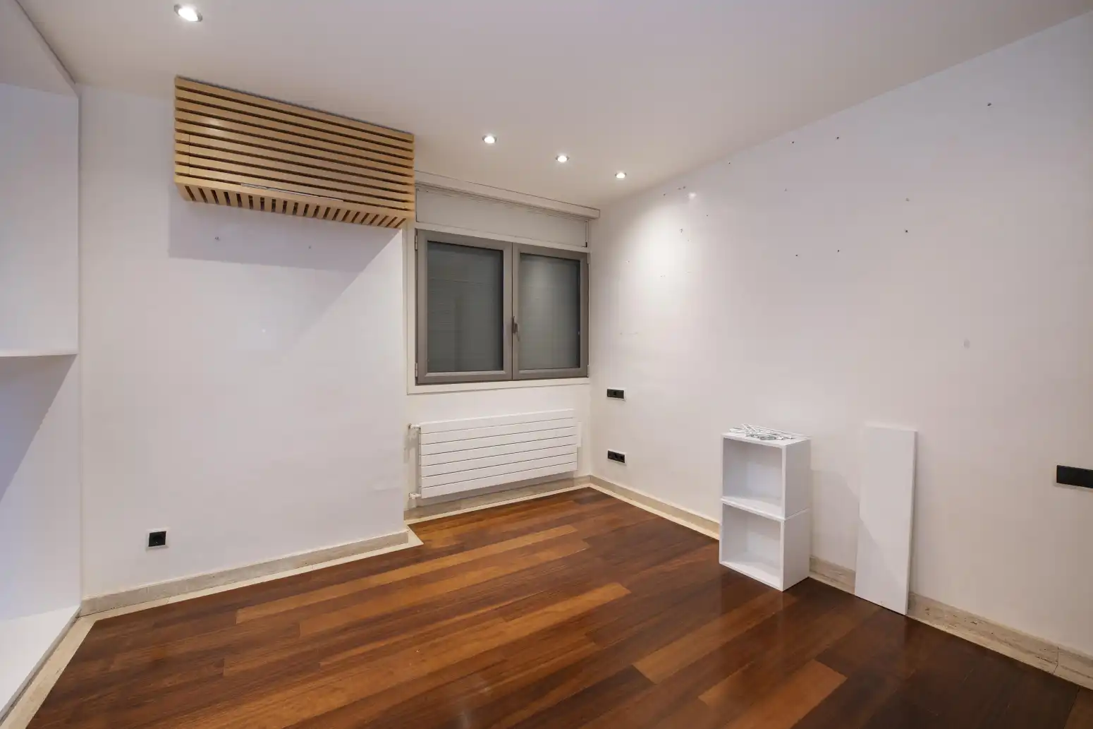 Houses for sale in Castelldefels  with Air Conditioner, Heating and Parquet flooring