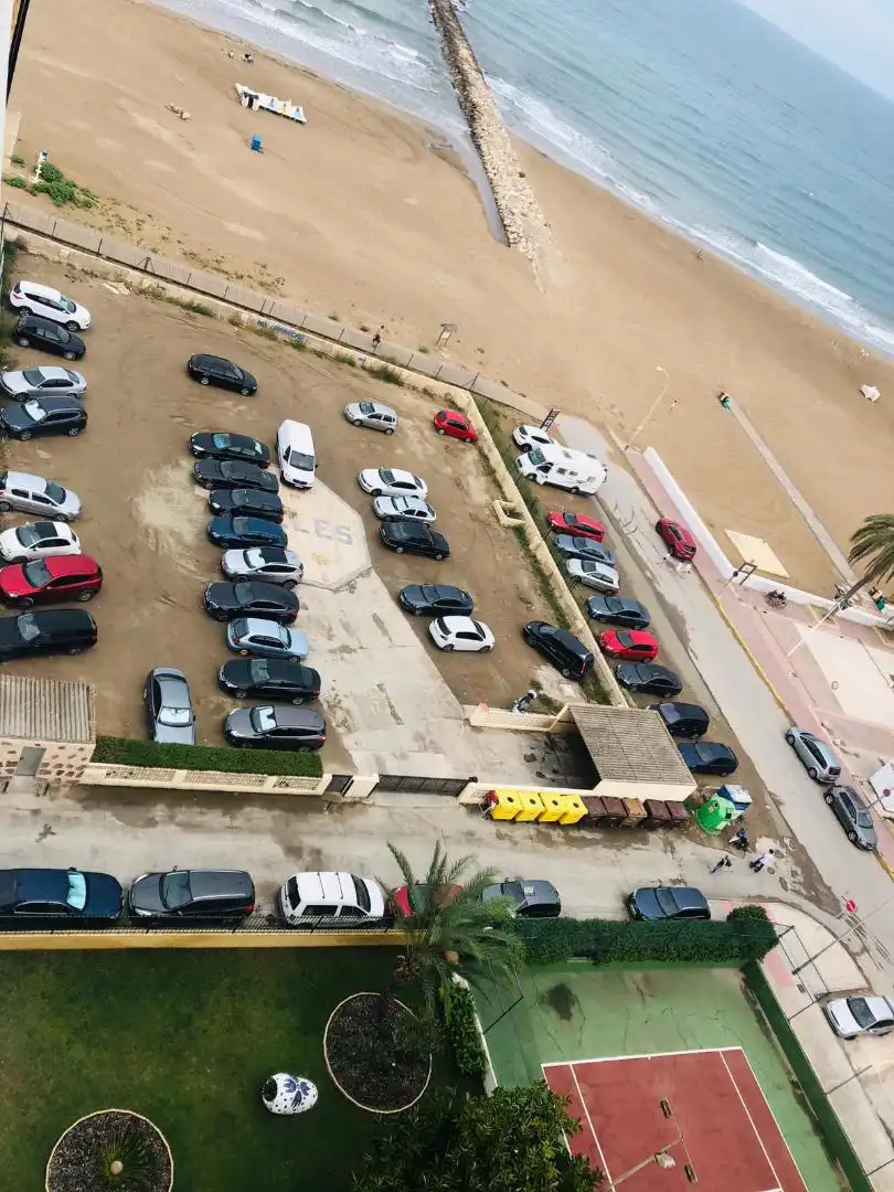 Parking de Apartamento de alquiler en El Puig de Santa Maria con Terraza, Piscina y Amueblado