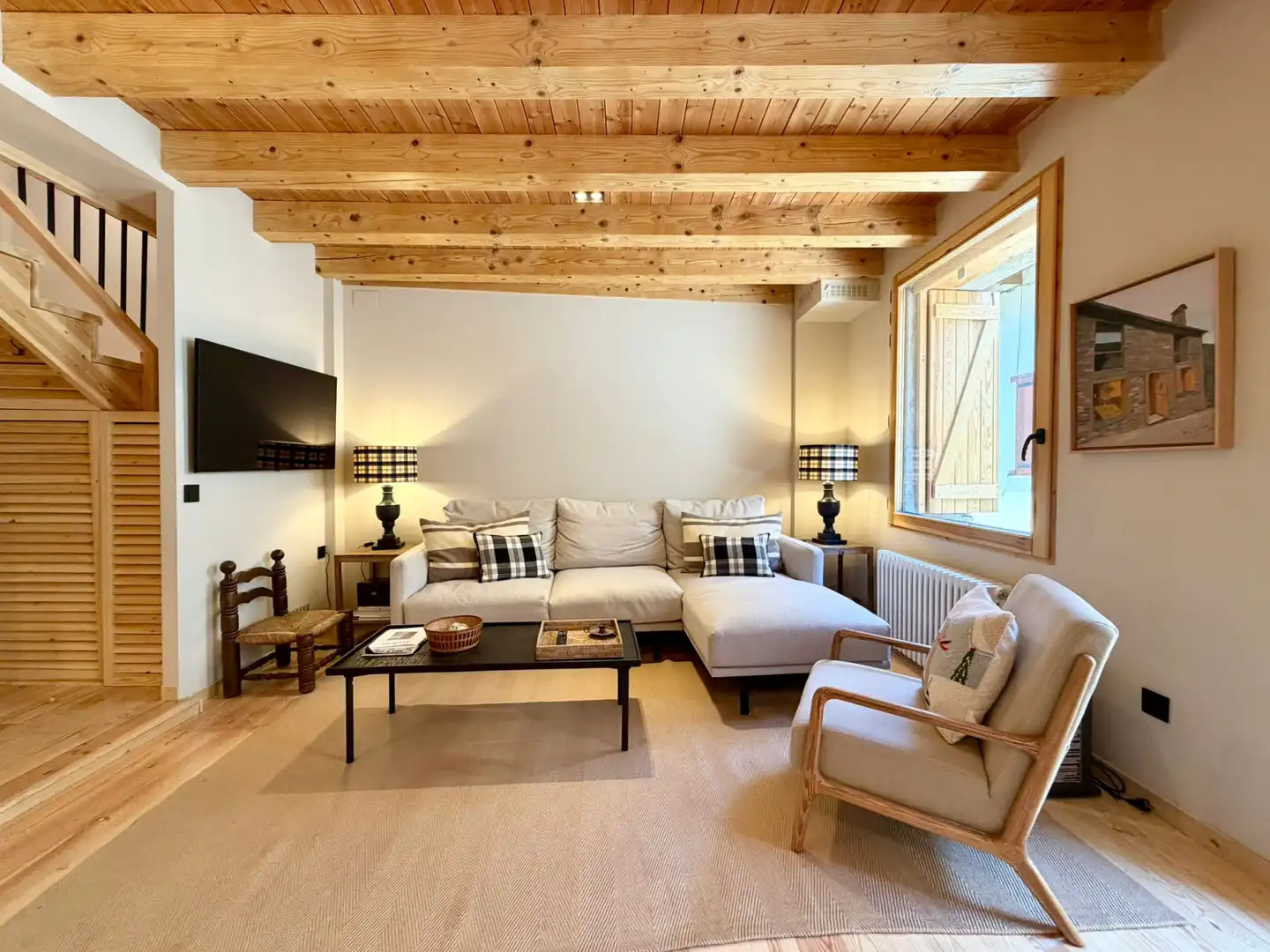 Sala d'estar de Casa adosada en venda en Es Bòrdes amb Parquet i Terrassa