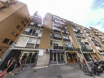 Exterior view of Flat for sale in  Barcelona Capital  with Balcony