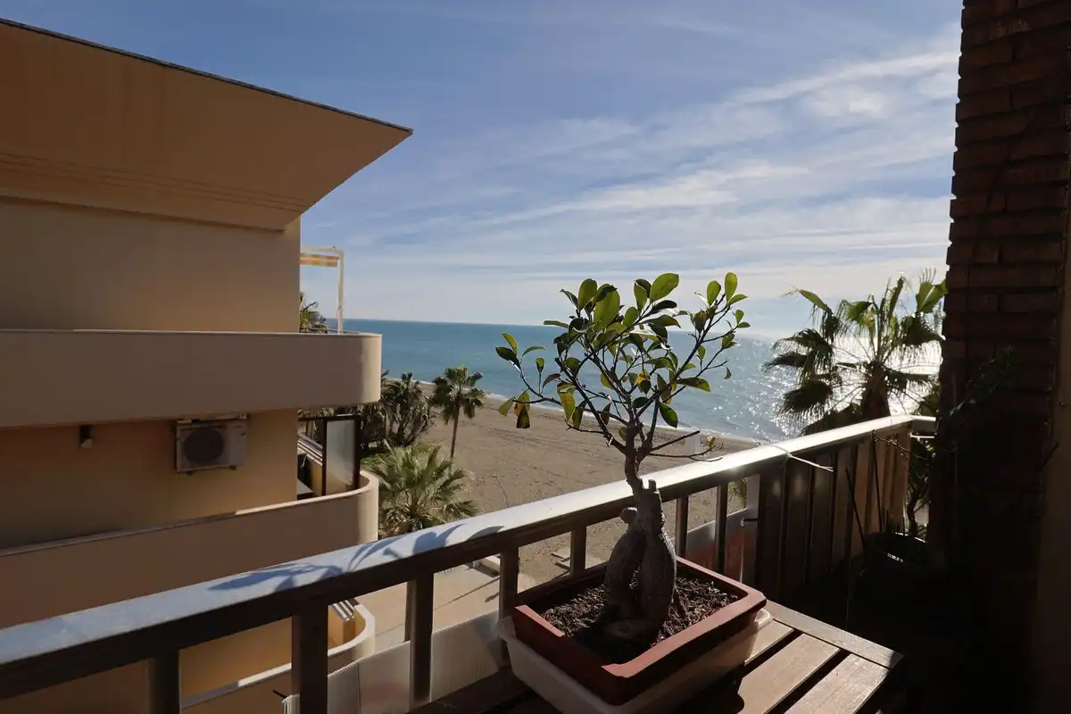 Piso en venta en Estepona - Estepona,Centro,Avenida Juan Carlos I, imagen 3