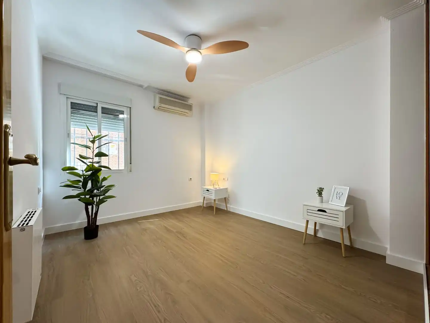 Bedroom of Flat for rent in Puertollano  with Air Conditioner, Heating and Furnished
