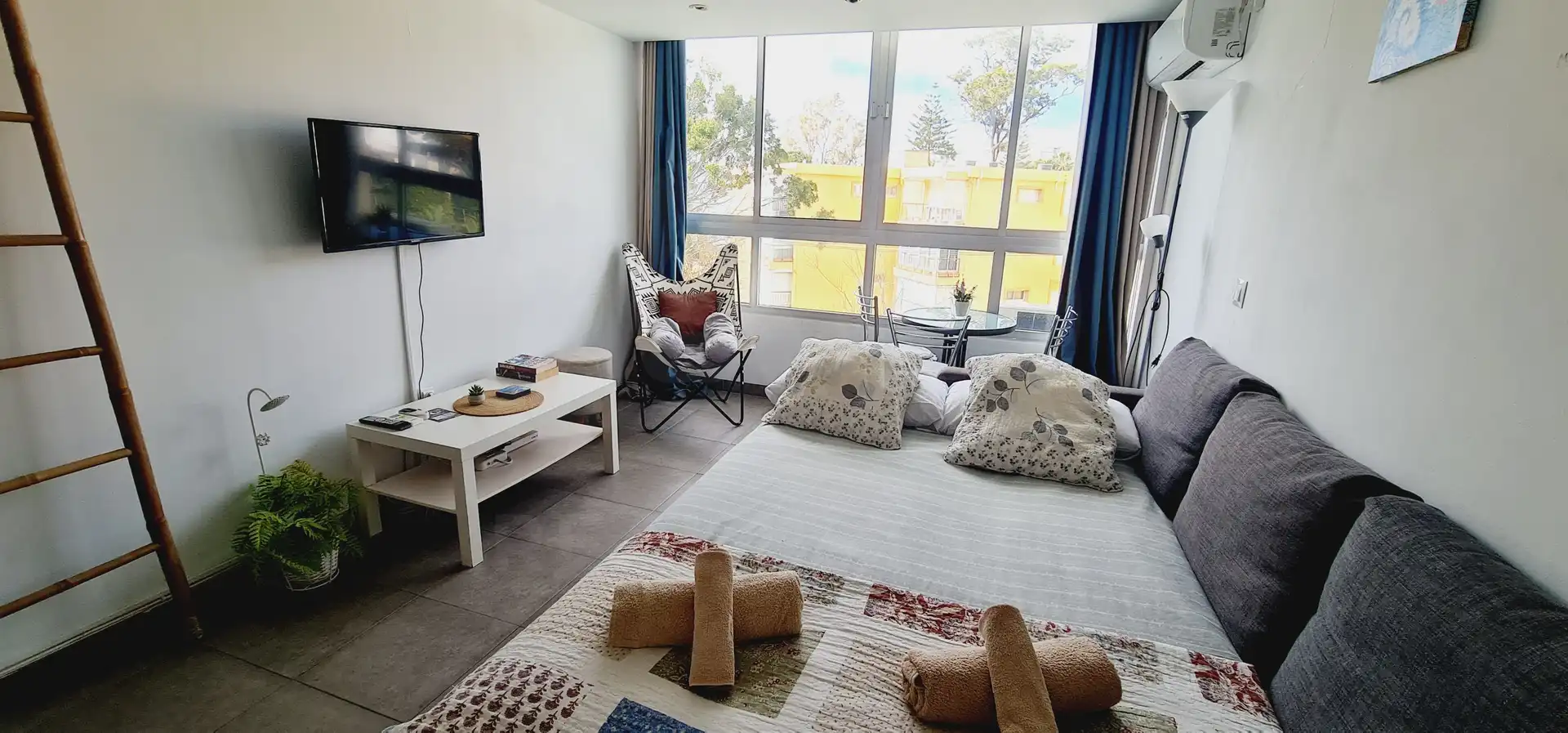 Bedroom of Study for sale in Estepona  with Air Conditioner, Heating and Terrace
