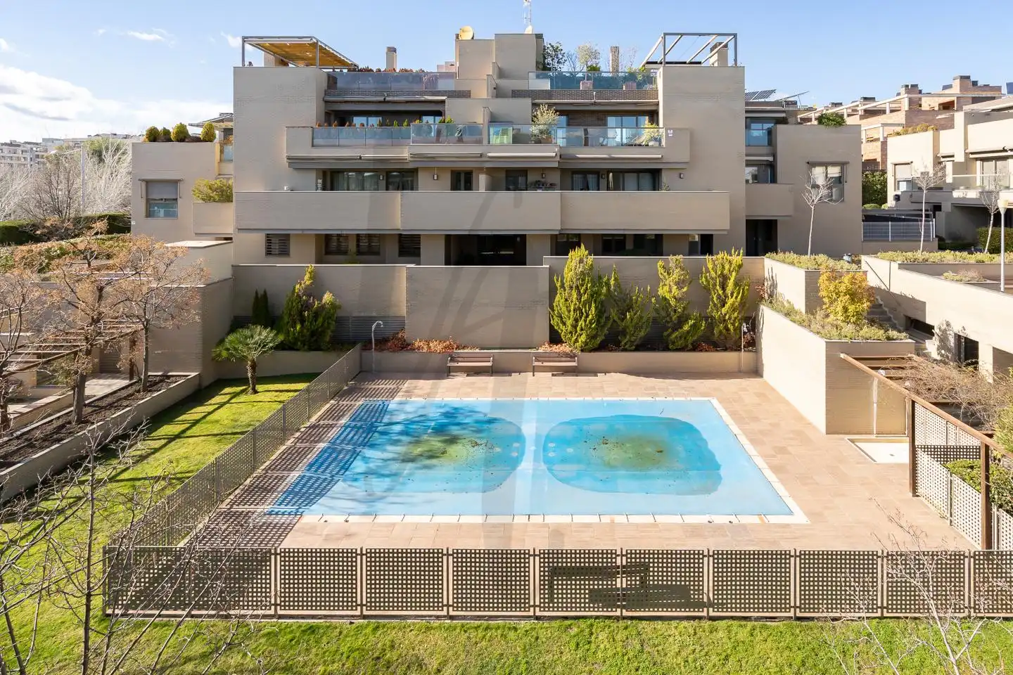 Piscina de Ático en venta en San Sebastián de los Reyes con Aire acondicionado, Calefacción y Terraza