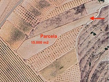 Terreno residencial en venta en El Pinós / Pinoso