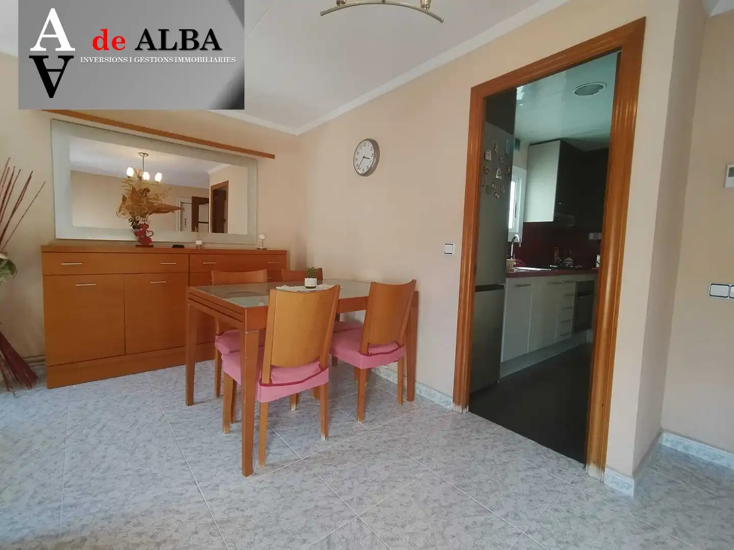 Penthouse with terrace for sale in Carrer Narcís Monturiol, imagen 4