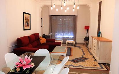 Living room of Flat for sale in  Valencia Capital  with Air Conditioner, Heating and Furnished