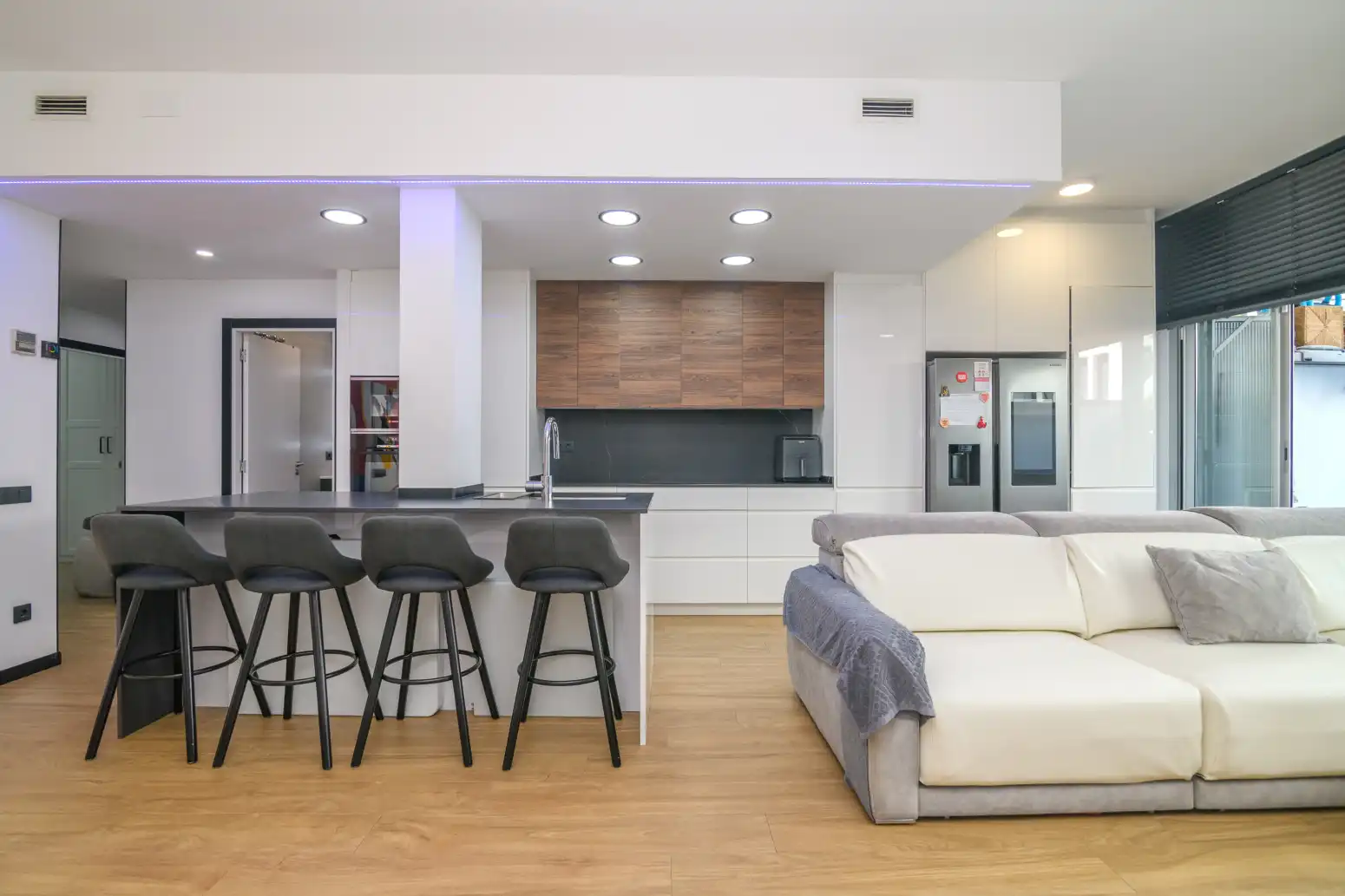 Kitchen of Flat for sale in Viladecans  with Air Conditioner, Heating and Private garden