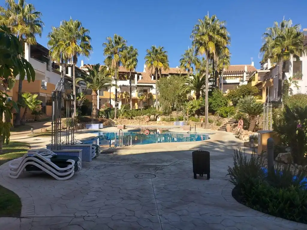 Swimming pool of Houses for sale in Marbella  with Air Conditioner, Private garden and Terrace