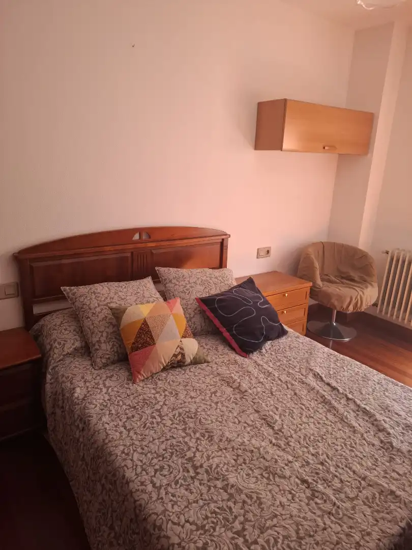 Schlafzimmer von Wohnung zum Verkauf in Ames mit Heizung und Möbliert