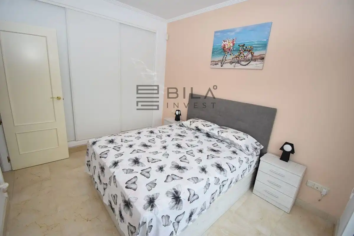 Schlafzimmer von Dachboden zum Verkauf in Mijas mit Klimaanlage, Terrasse und Abstellraum