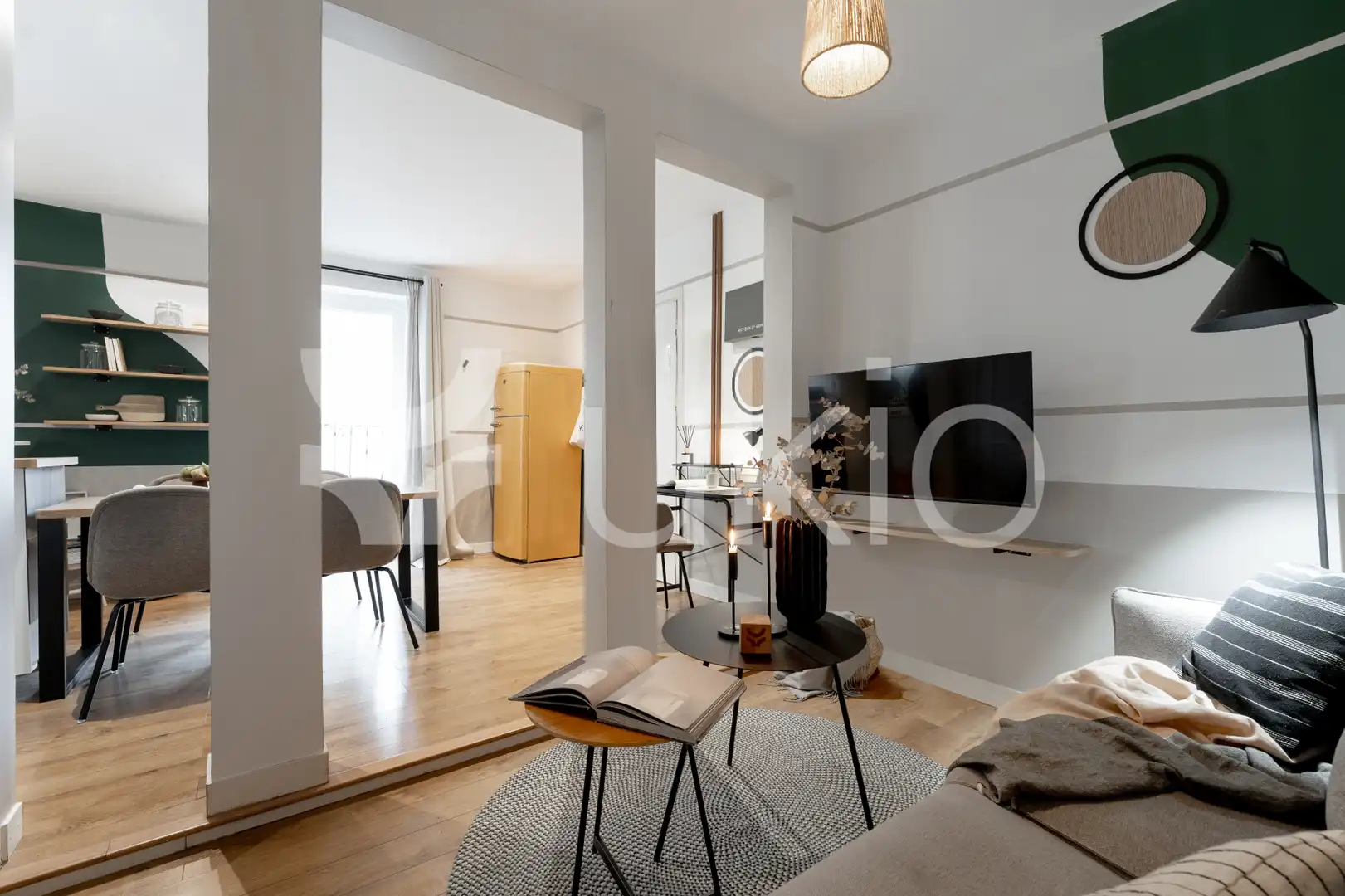 Sala d'estar de Apartament de lloguer en Madrid amb Aire condicionat, Calefacció i Moblat