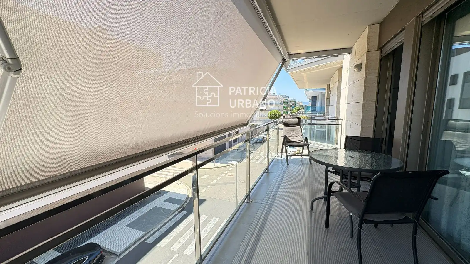 Terrasse von Wohnungen zum Verkauf in Cambrils mit Klimaanlage, Heizung und Terrasse