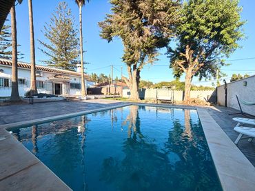 Villa con piscina in vendita a El Juncal - Vallealto