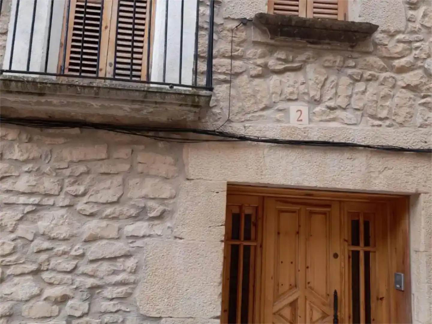Vista exterior de Casa adosada en venda en Sant Martí de Riucorb amb Balcó