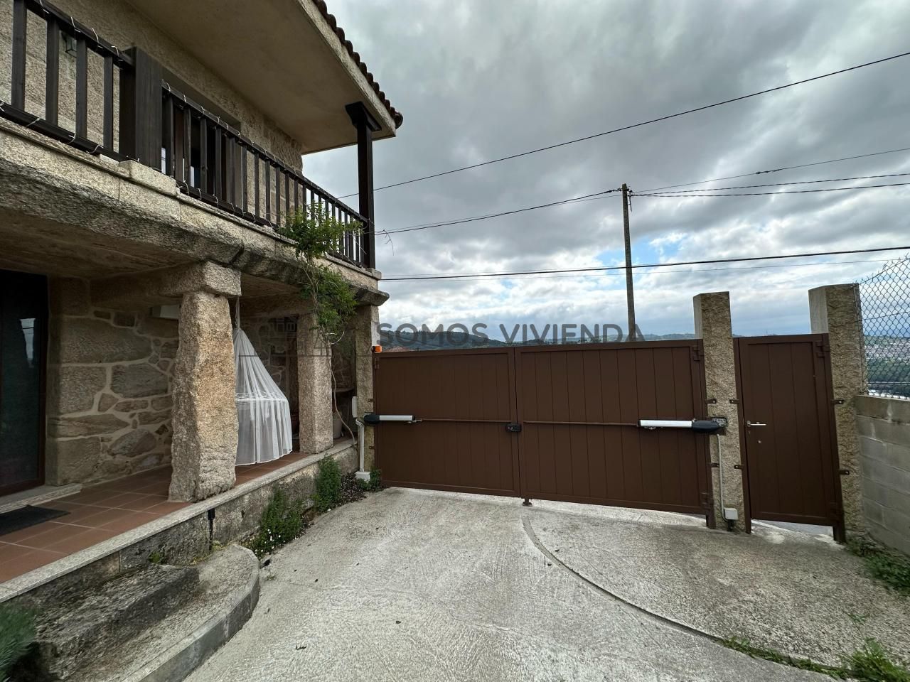 Vista exterior de Casa o xalet en venda en Ourense Capital  amb Calefacció, Jardí privat i Terrassa