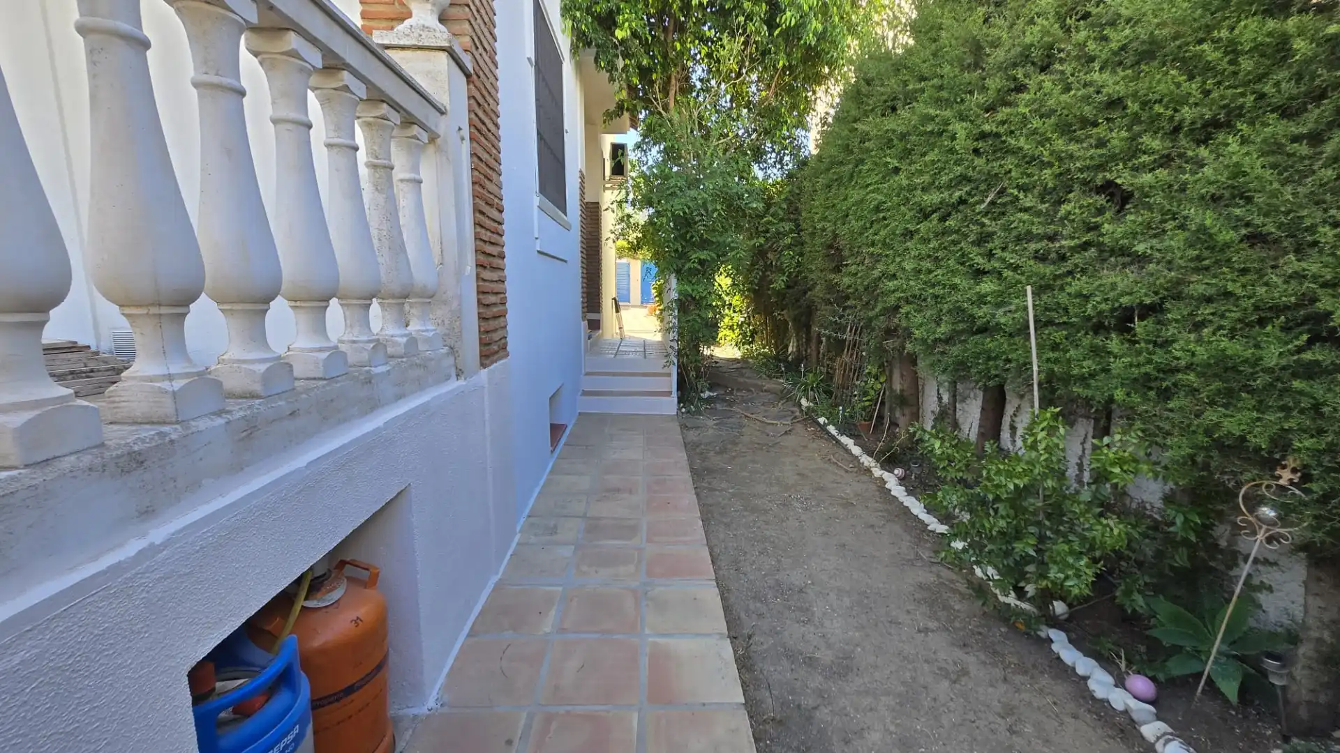 Jardí de Casa adosada en venda en Alhaurín de la Torre amb Aire condicionat, Jardí privat i Traster