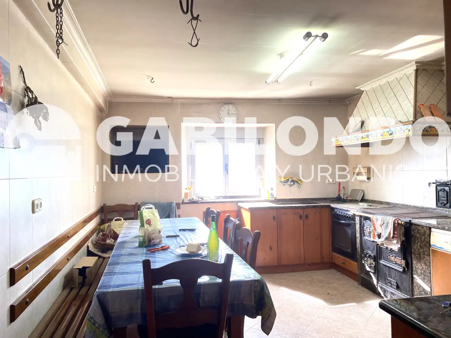Cocina de Casa adosada en venta en Elgoibar con Jardín privado, Trastero y Horno