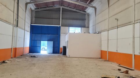 Foto 4 von Fabrikhallen zum Verkauf in Calle Encofradores, 8, Guillena pueblo, Guillena