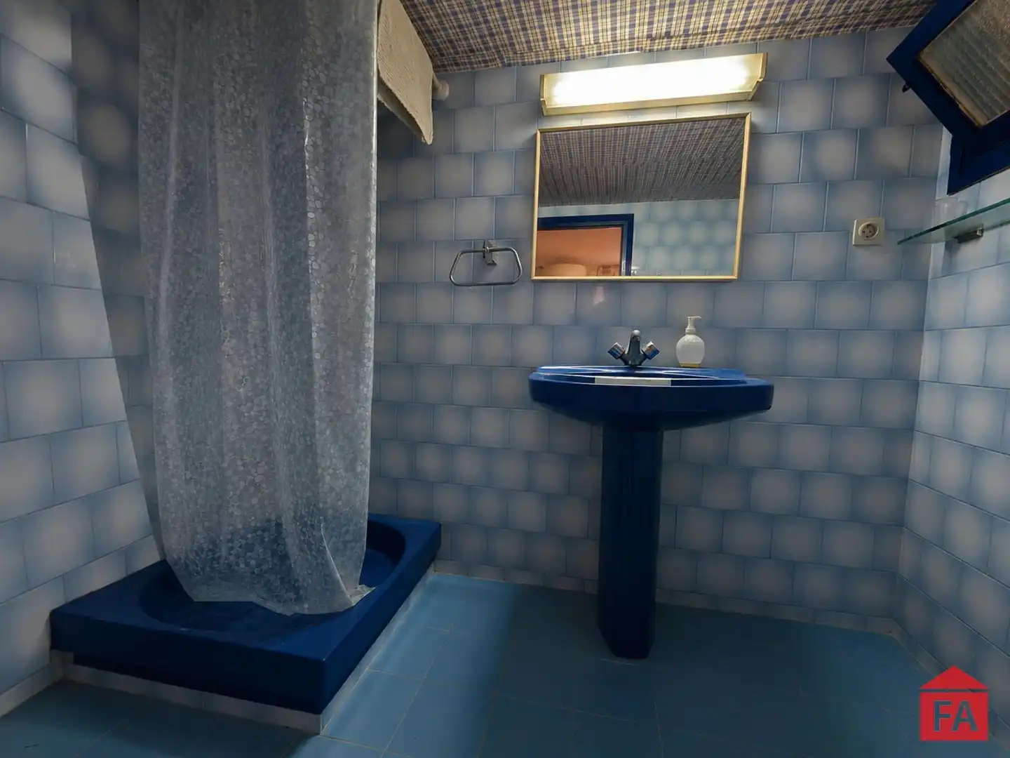 Baño de Casa o chalet en venta en El Vendrell con Calefacción, Terraza y Amueblado