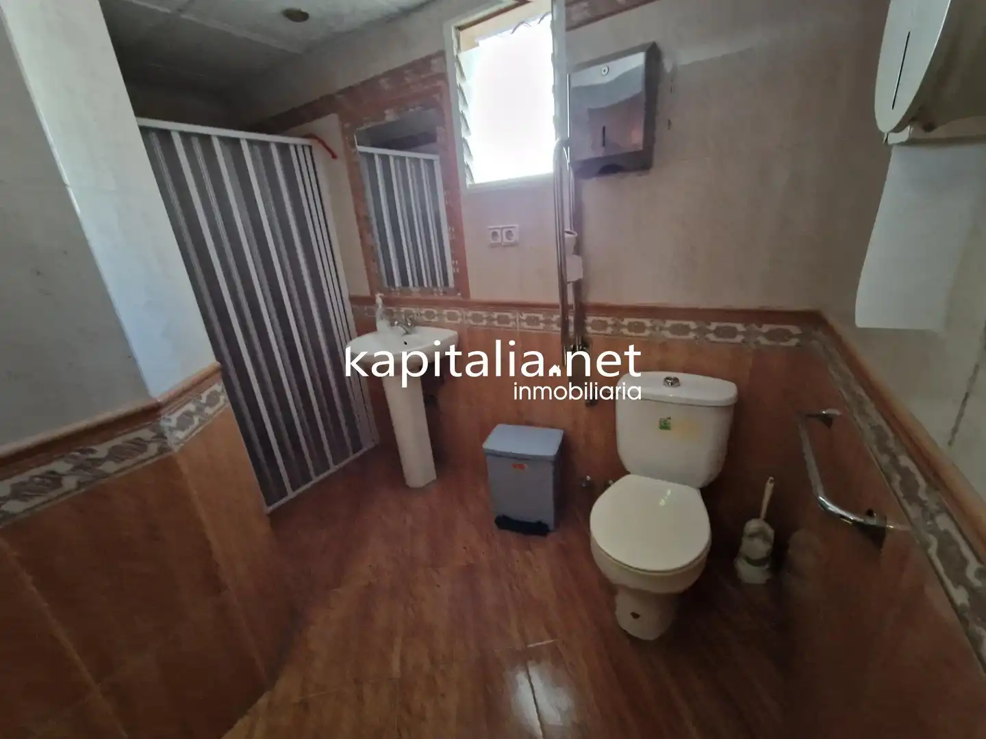 Business premises for sale in Eixample, imagen 10