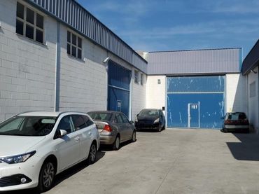Industriegebäude zum Verkauf in Carrer Artesans 11