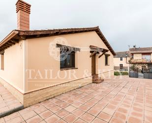 Terrasse von Haus oder Chalet zum verkauf in Cabañas de Polendos mit Terrasse