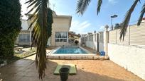 Exterior view of House or chalet for sale in Arganda del Rey  with Air Conditioner, Heating and Private garden