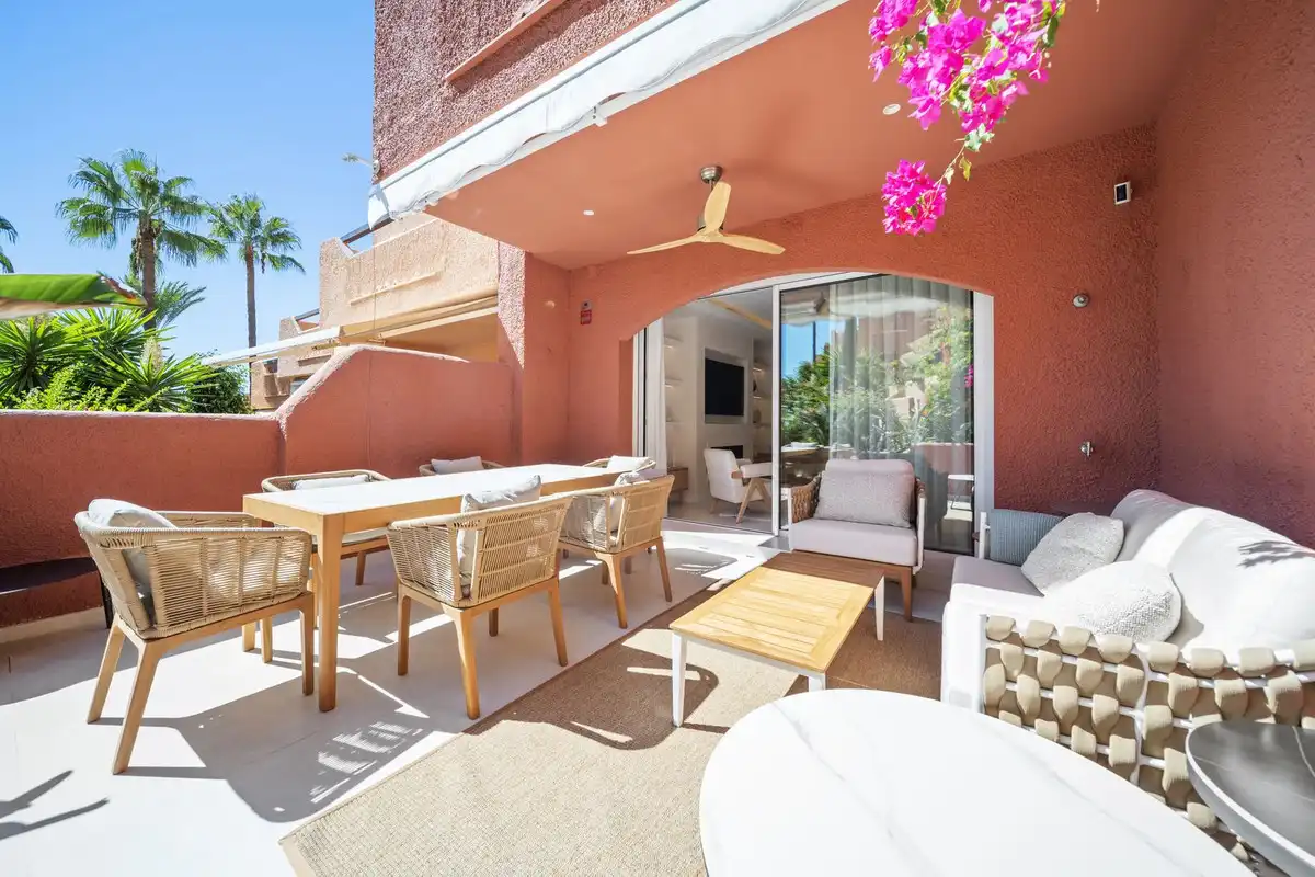 Casa a schiera con piscina in vendita a Nueva Andalucía, imagen 5