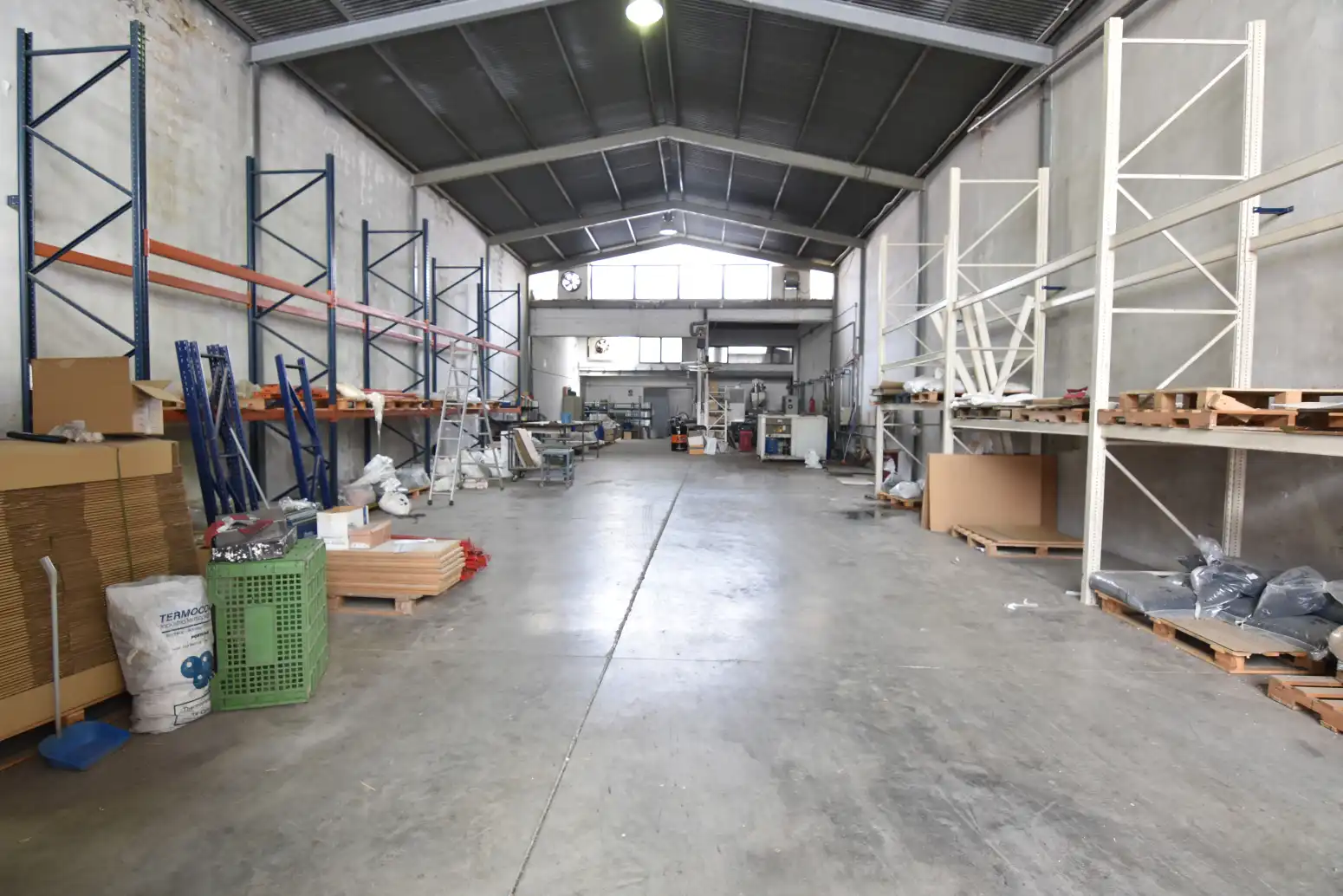 Nave industrial en venta en Aspe - 3 de agosto, 72, Centro