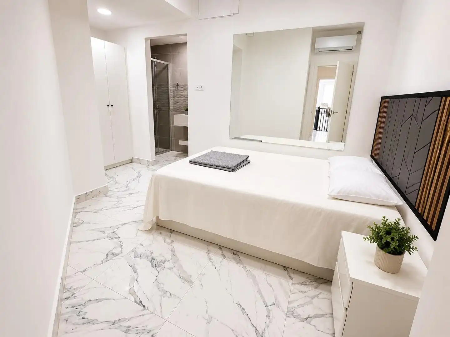 Bedroom of Duplexes for rent in Madrid  with Air Conditioner, Heating and Furnished