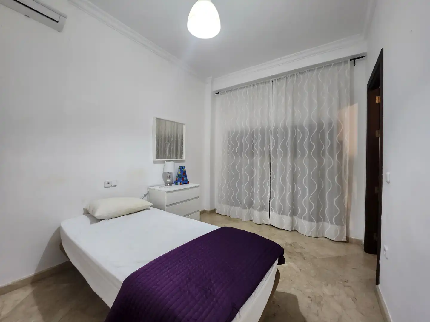 Schlafzimmer von Haus oder Chalet zum Verkauf in Alcalá de Guadaira mit Klimaanlage, Terrasse und Abstellraum