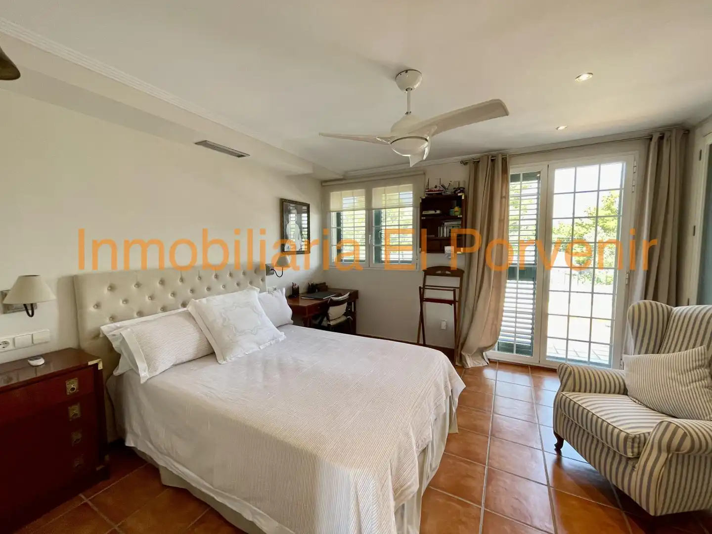 Habitación de Casa o chalet en venta en Torrent con Aire acondicionado, Calefacción y Jardín privado