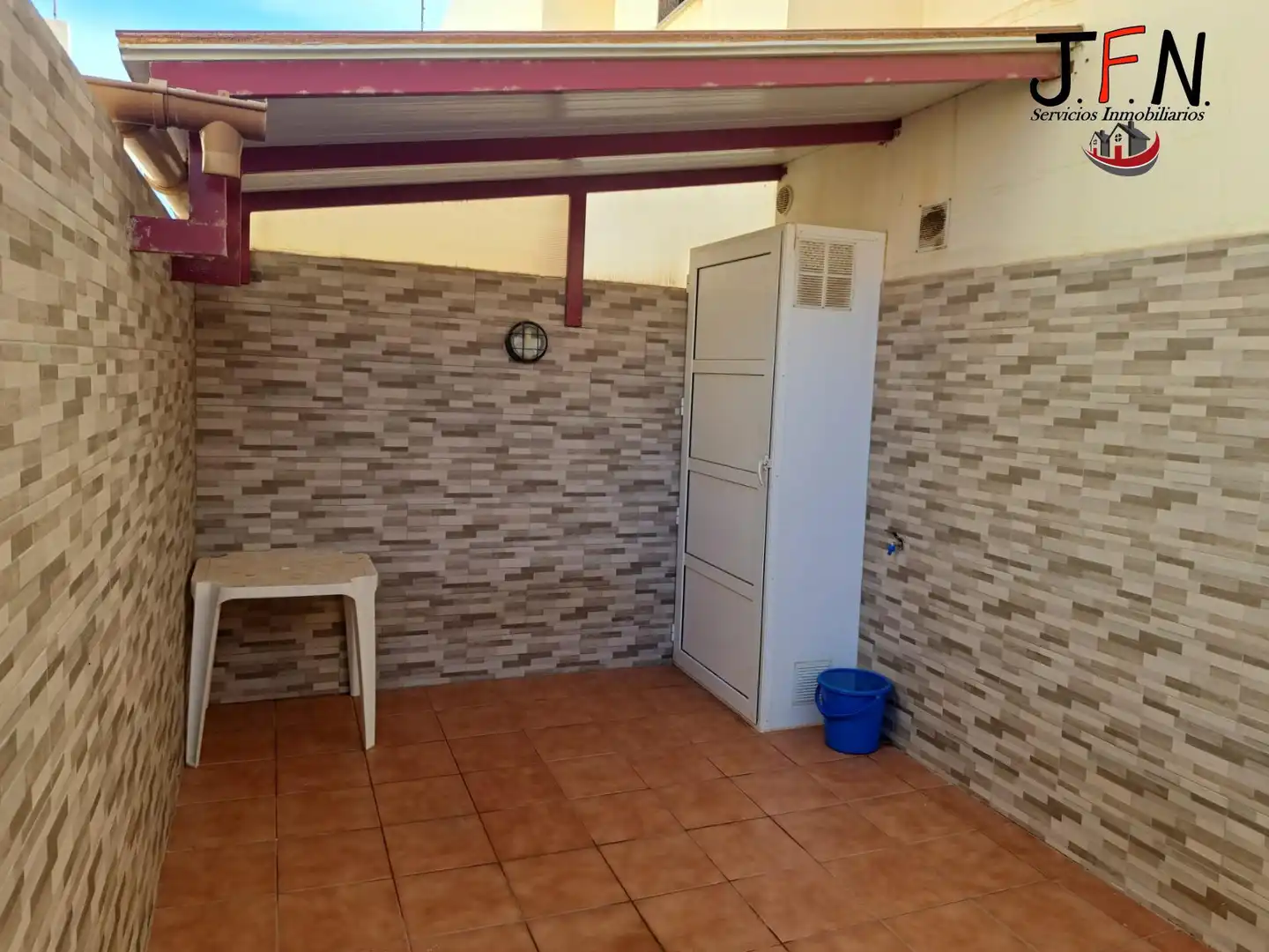 Casa adosada en venta en Puerto del Rosario con Terraza, Trastero y Amueblado