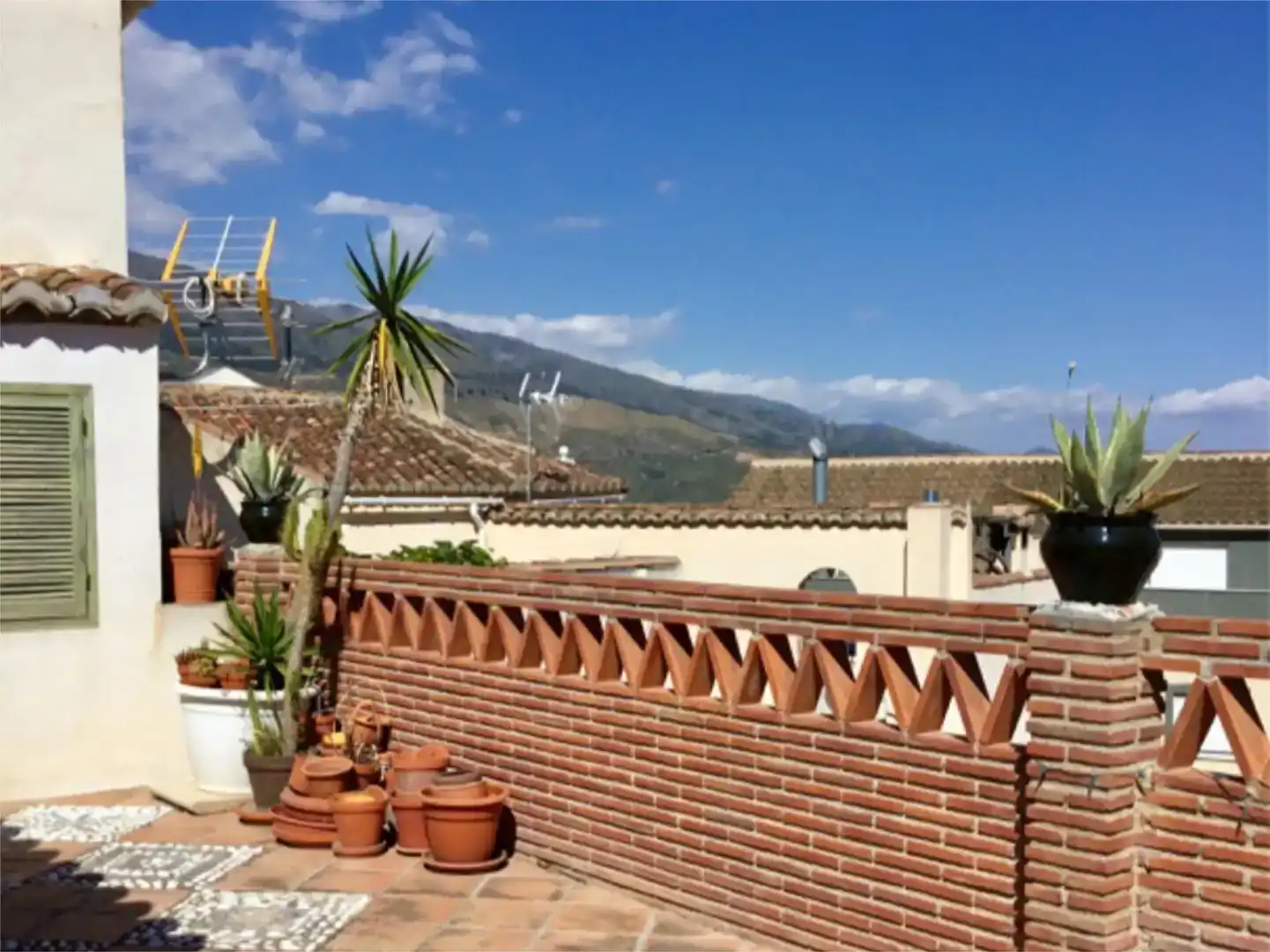 Vista exterior de Casa o chalet en venta en El Pinar con Aire acondicionado