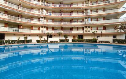 Swimming pool of Apartment for sale in Gandia  with Air Conditioner, Terrace and Balcony