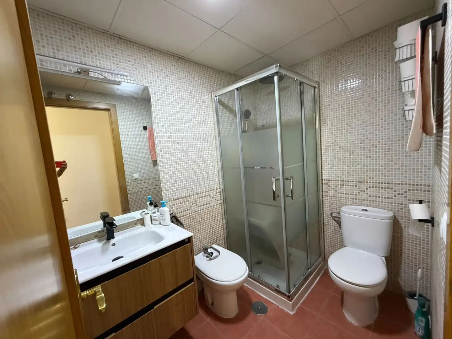 Baño de Piso en venta en Ontígola con Calefacción, Trastero y Piscina comunitaria