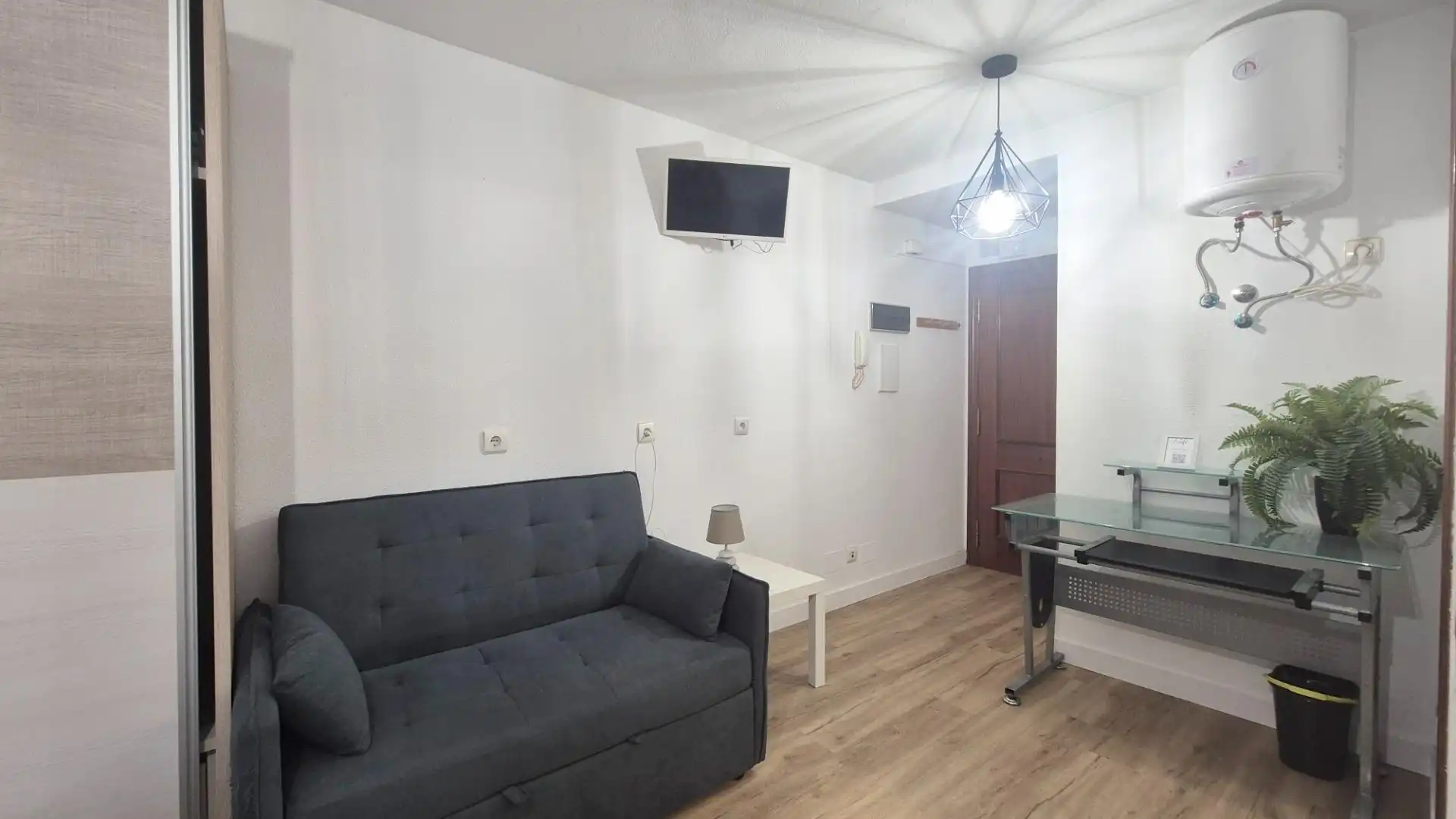 Living room of Study for rent in Salamanca  with Heating, Furnished and Balcony