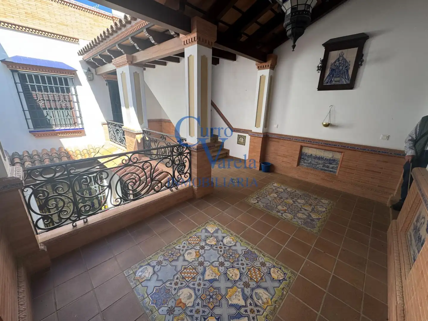 Houses for sale in Dos Hermanas  with Air Conditioner, Heating and Storage room