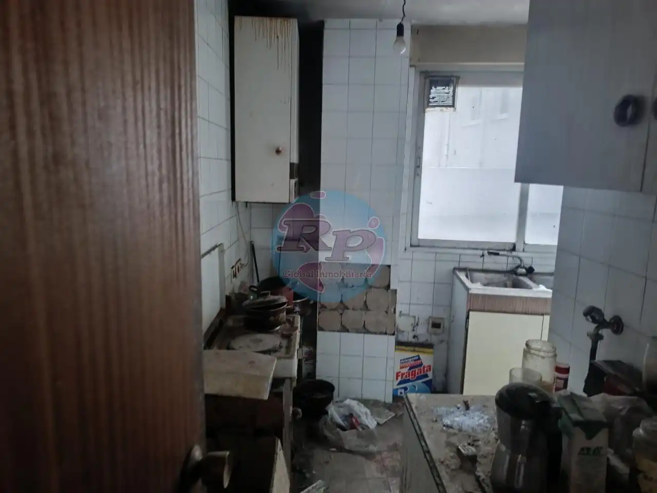 Cuina de Apartament en venda en León Capital  amb Parquet i Terrassa