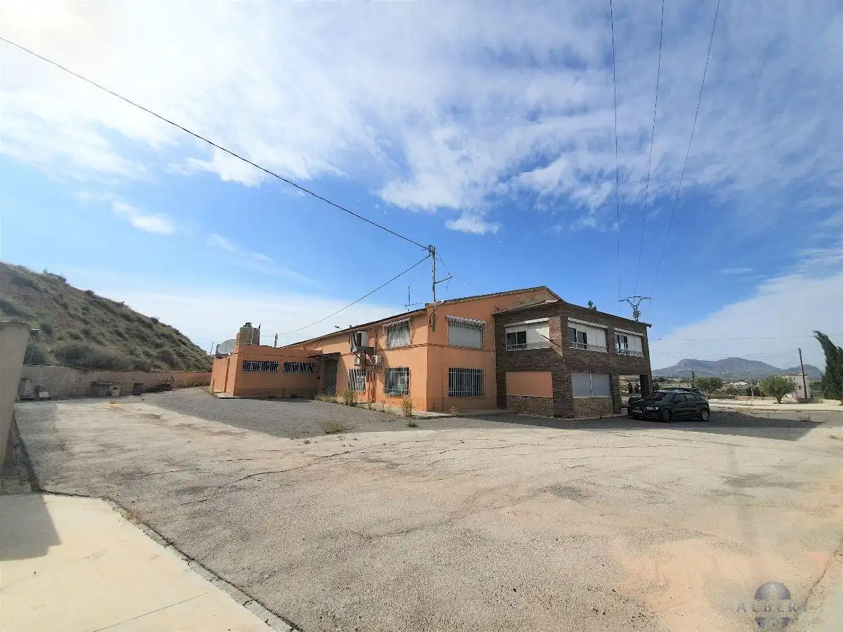 Industrial building for sale in Monóvar  / Monòver, imagen 2