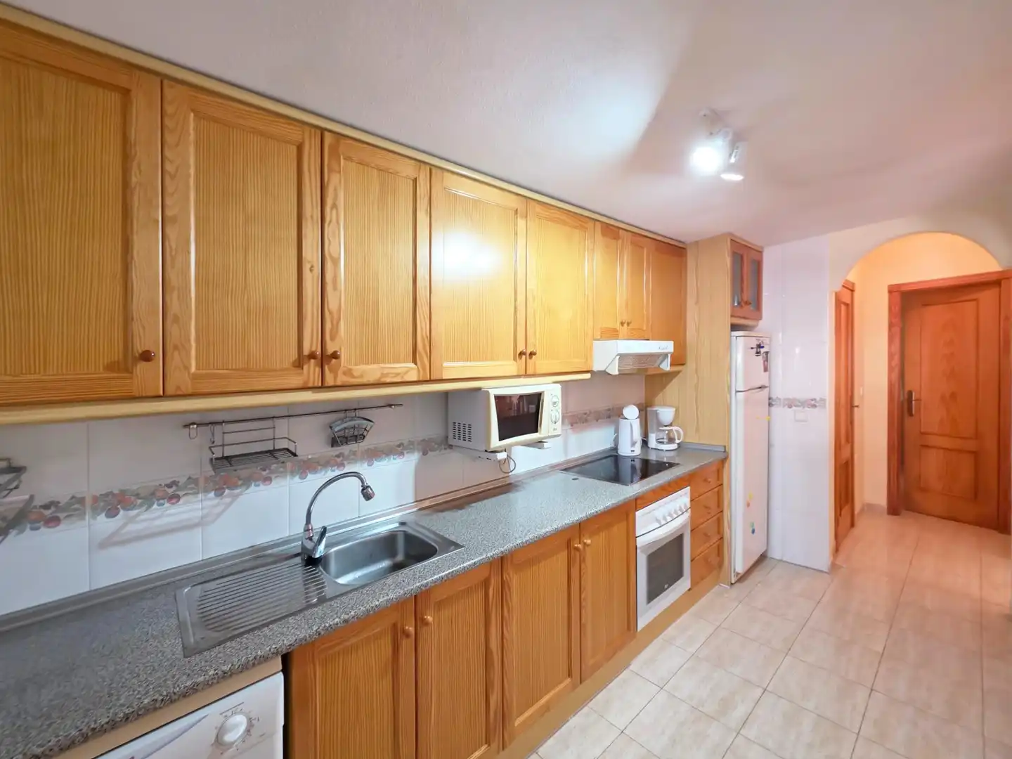 Cocina de Apartamento en venta en Santa Pola con Aire acondicionado, Amueblado y Piscina comunitaria
