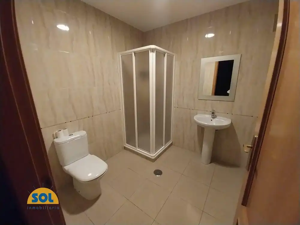 Piso con terraza en venta en Calle Luzón 60, imagen 2