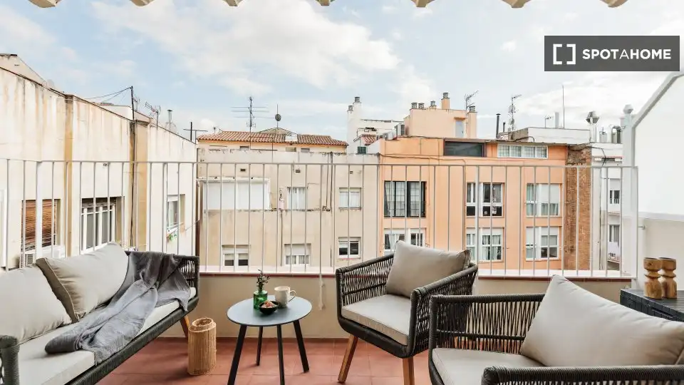 Terrassa de Pis de lloguer en Barcelona amb Aire condicionat, Calefacció i Moblat