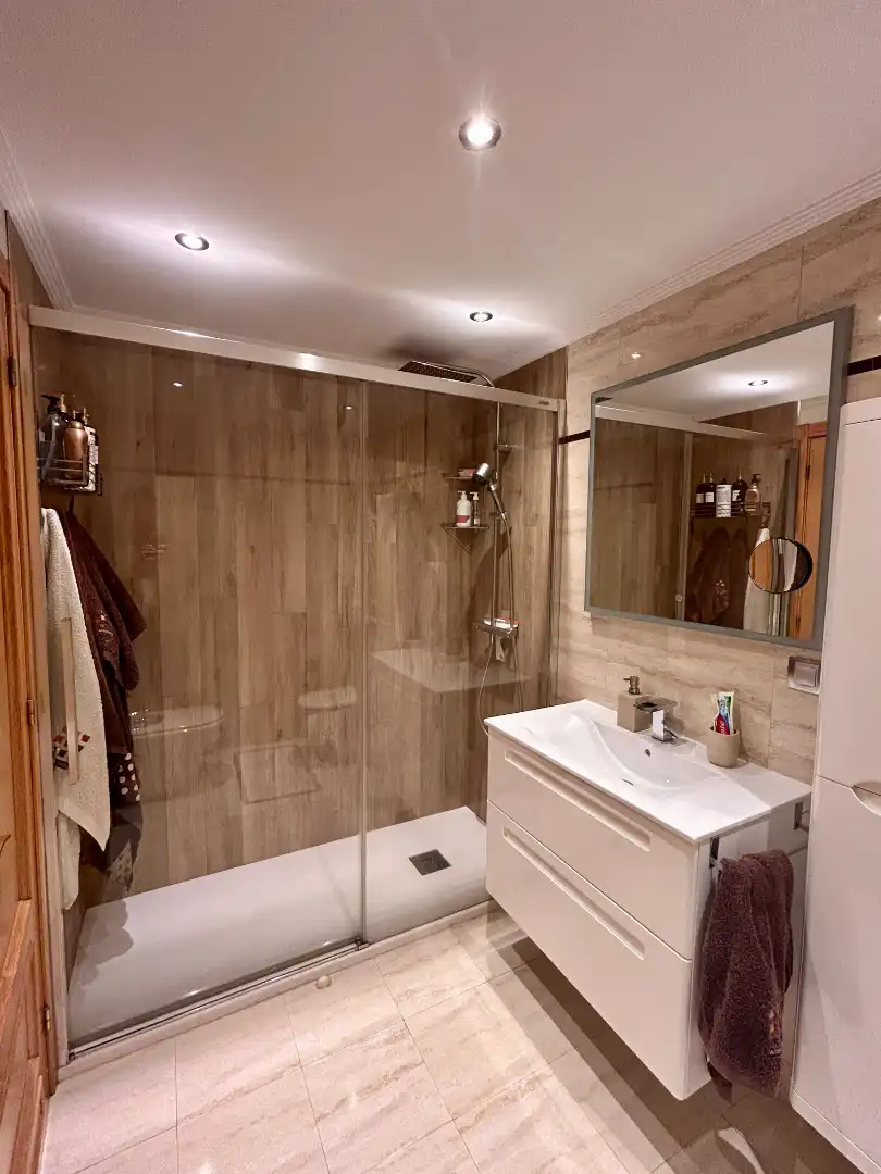 Bathroom of Duplexes for sale in Errenteria  with Heating, Terrace and Storage room