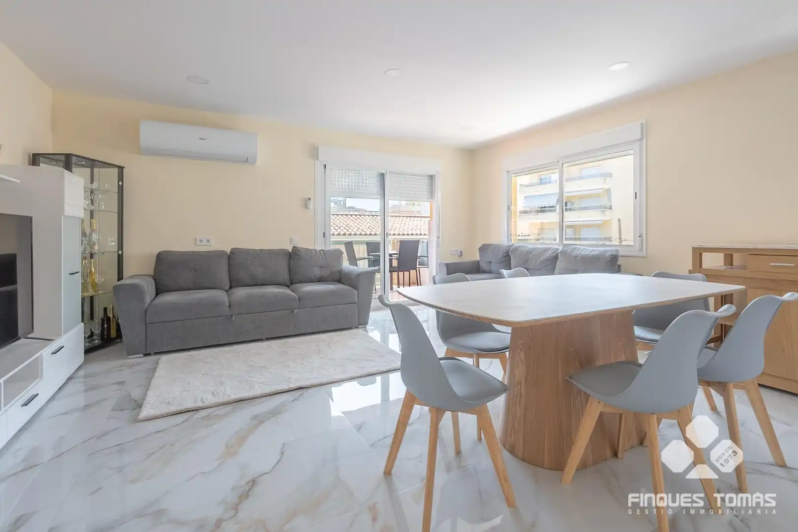 Piso con terraza en venta en Segur Platja
