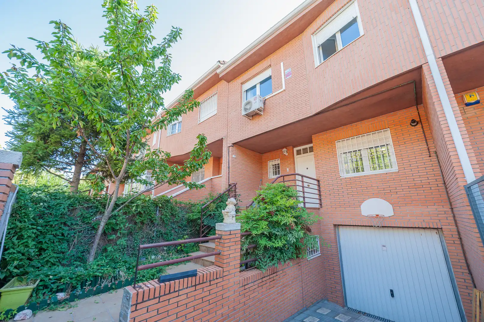 Vista exterior de Casa o xalet en venda en Valdemoro amb Aire condicionat, Calefacció i Parquet