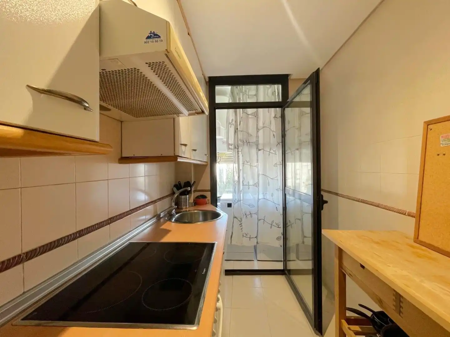 Kitchen of Apartments for rent in El Rompido, Huelva